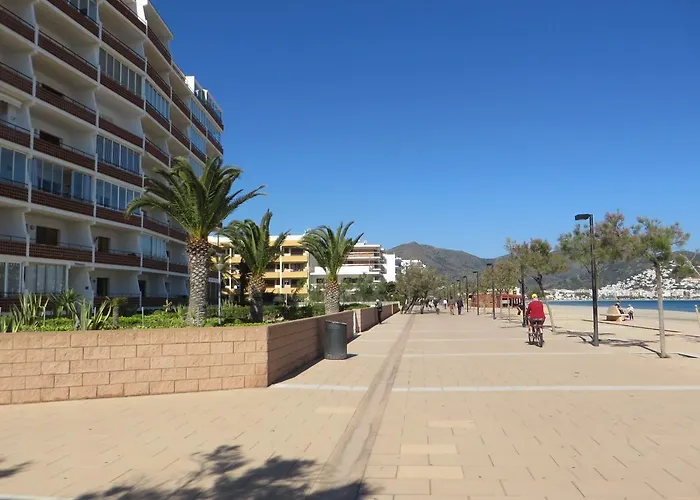 Appartement Ibr-miramar 25 Roses